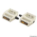 DX Nimbus Plastic Pedals - Studded White